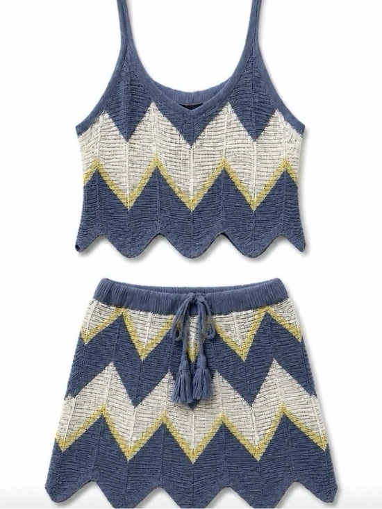 Almost Famous Other - XL Hippie  Chevron Knit Crop Top & Skirt Set - Blue/Cream
